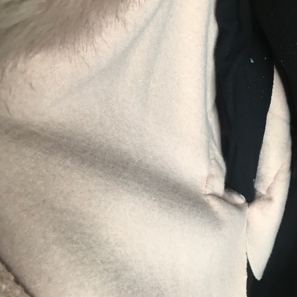 Coat - Picture 5 of 7